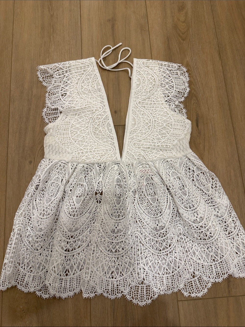 White Lace V-Neck Peplum Blouse
